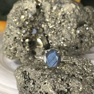 🌌💫 Labradorite Diamond-Cut Ring-Transformation-Protection-Intuition - Image 6