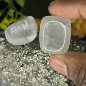 ✨ Clear Quartz Tumble Stone-Master Healer-Cleanses & Aligns Chakras-Versatile Healing Tool - Image 6